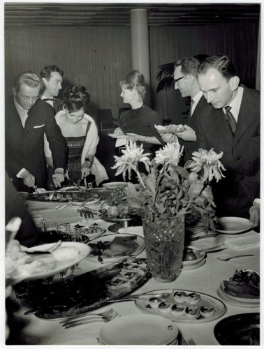 Poz. 9 - m.in. Barbara Krafftówna i Mariquita Compe-Węsławska (?)