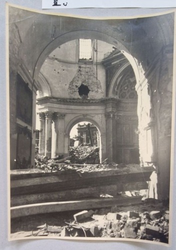 [Warszawa] Ruiny kościoła św. Aleksandra, Plac Trzech Krzyży, [ok. 1945-51?]